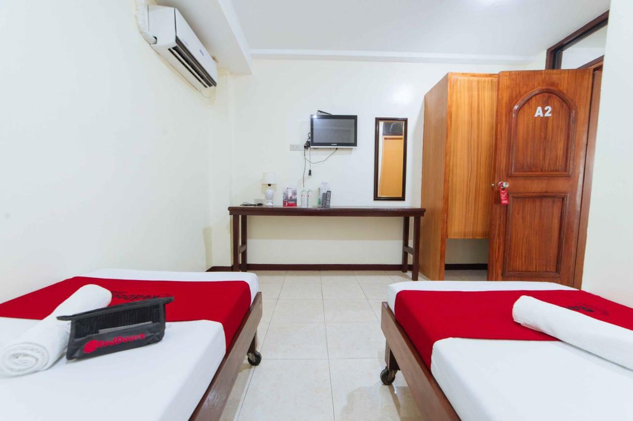 Reddoorz @ Davao Hub General Luna Dış mekan fotoğraf